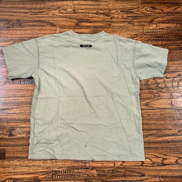 Fear of God 6th Sixth Collection FG Logo T-Shirt Olive Green Size XL - Picture 2 of 5